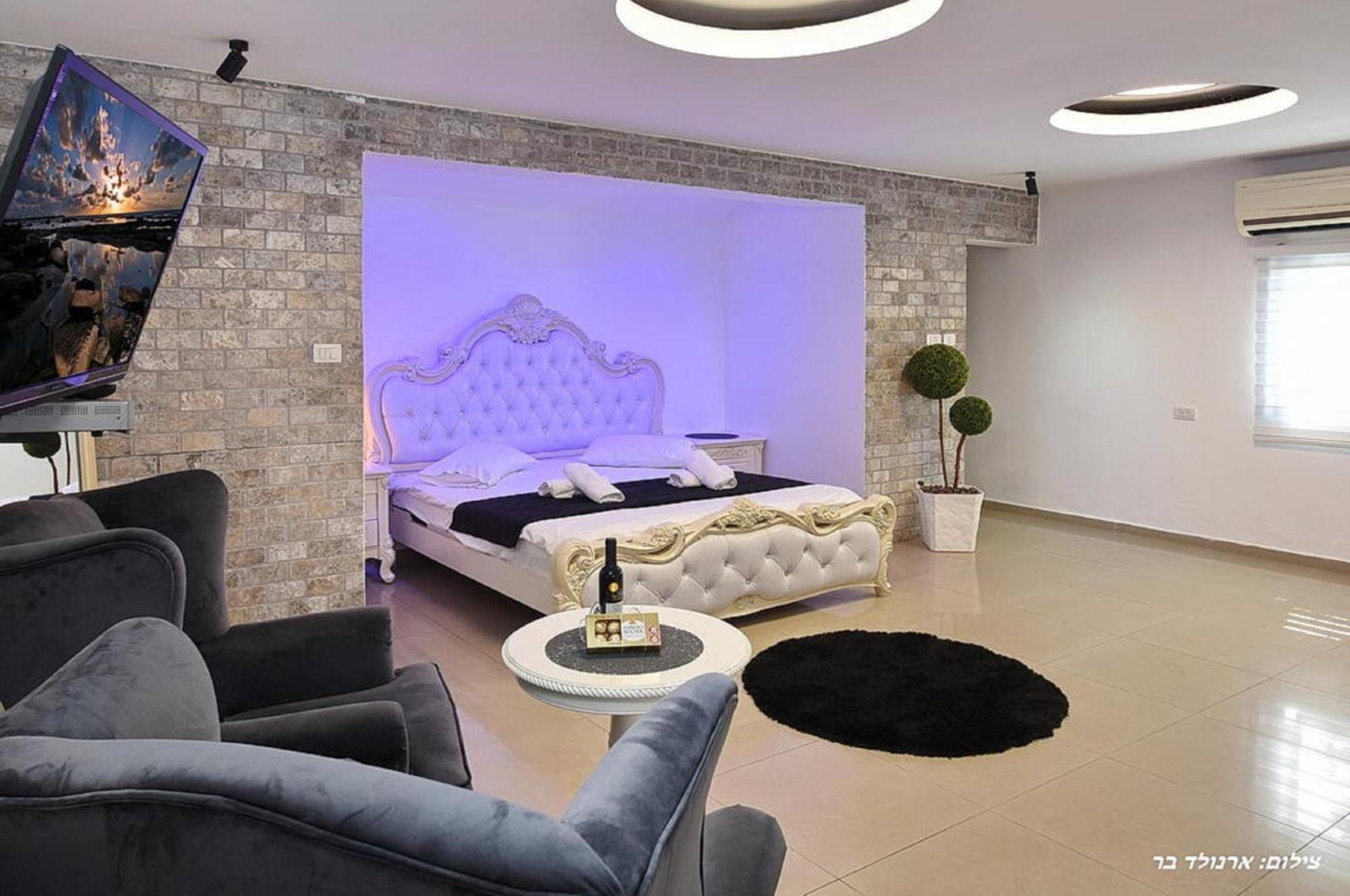אוטופיה בצפון - מתחם אירוח מפואר Hotel Dalton ภายนอก รูปภาพ